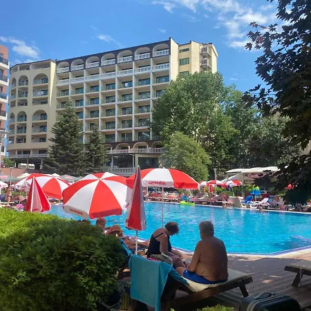 Apartment Admiral Plaza C52 Sunny