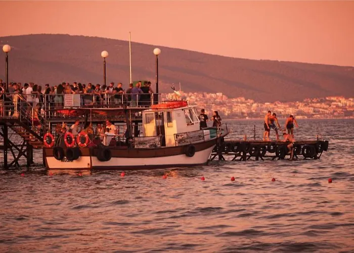 Апартамент Admiral Plaza C52 Sunny *