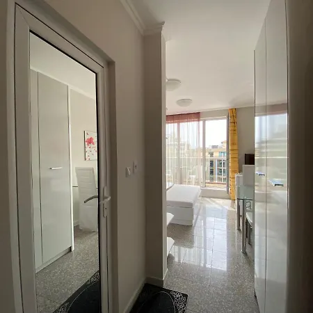 דירה Admiral Plaza C52 Sunny סאני ביץ'